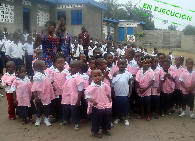 Escuela-de-niñas-Congo