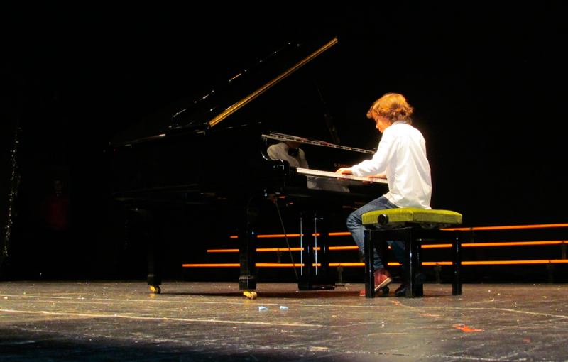Certamen de Villancicos en Almendralejo. Piano