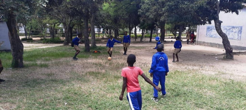 niños jugando zimbabwe