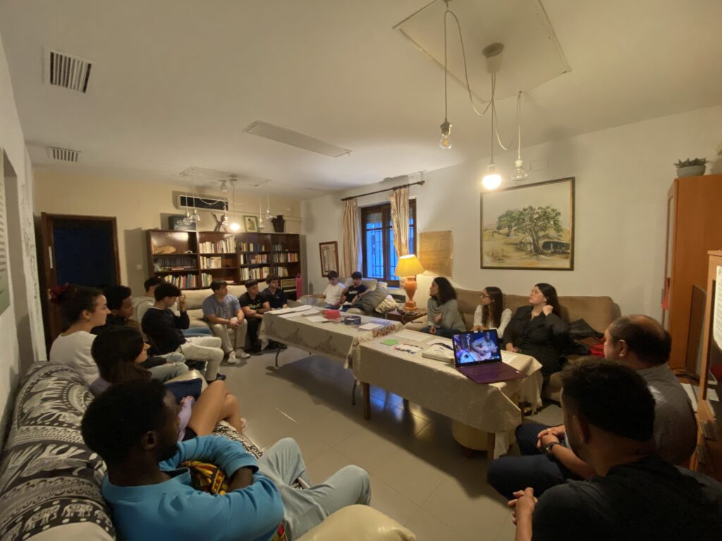 CLUB DE ESCUCHA_MAMBRÉ